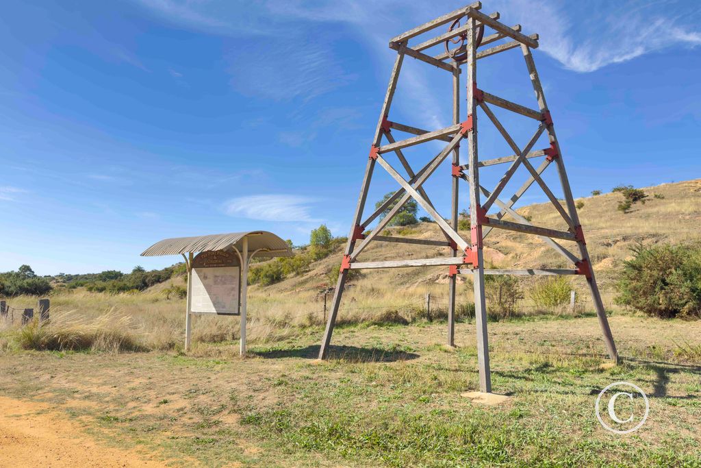 25 Flood Street, CLUNES