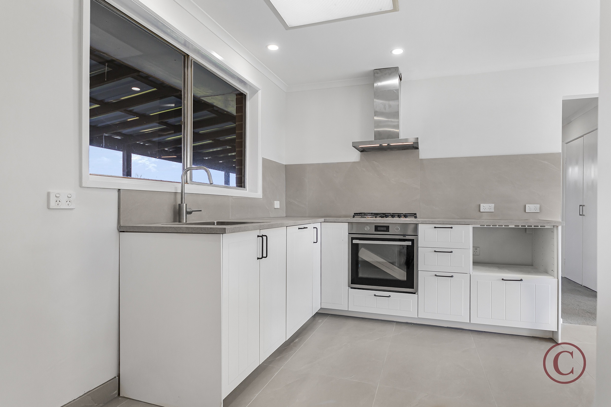 24 Katrina Drive, GLADSTONE PARK