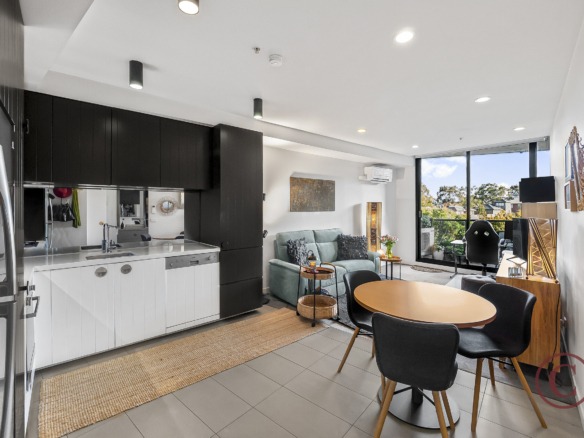 318/45 Edgewater Boulevard, MARIBYRNONG